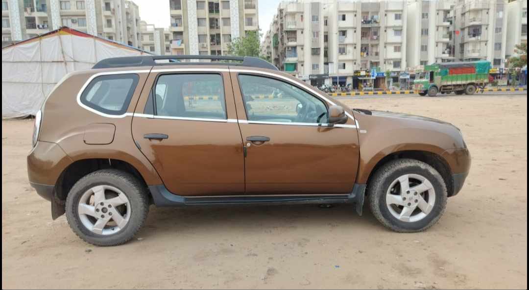 View Renault Duster - Image 5 | Reseller Bazzar Renault Duster - Image 5 in Ahmedabad